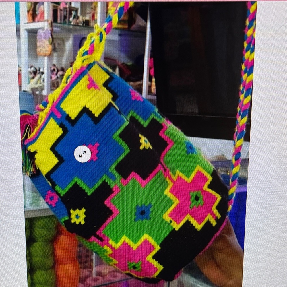 Wayuu Colorful Geometric Patterned backpack - Picture 6 of 6